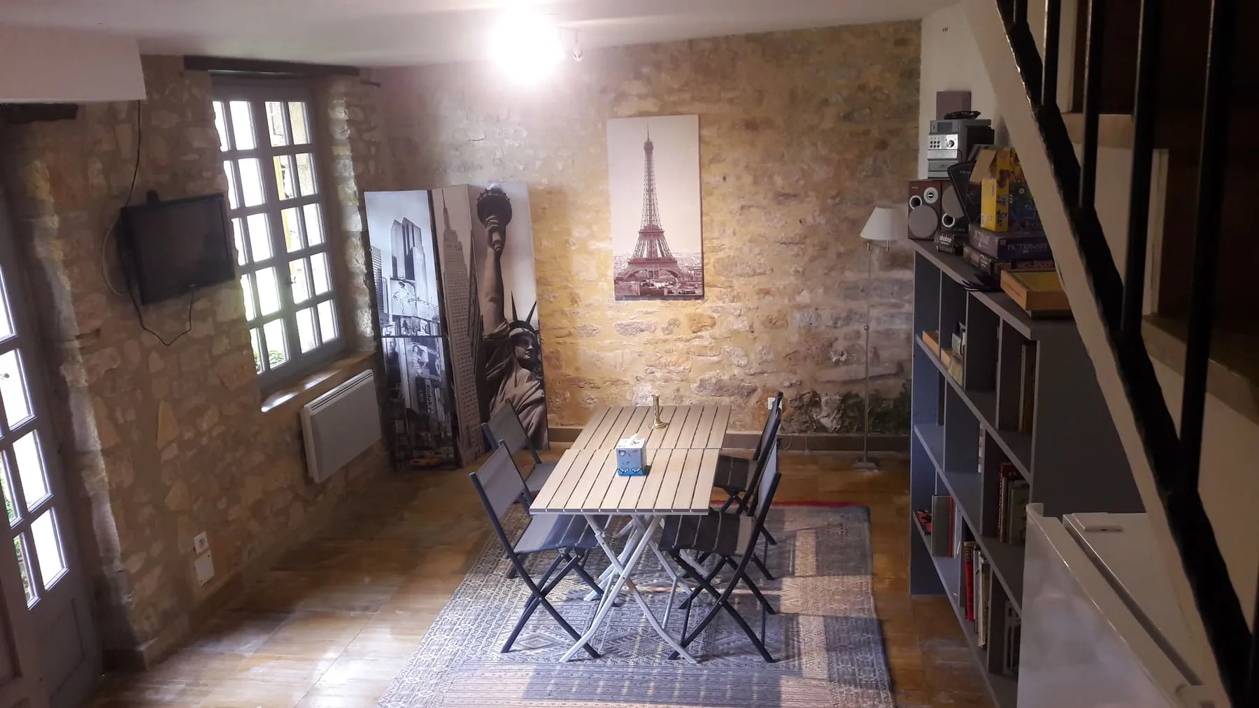 À l'intérieur